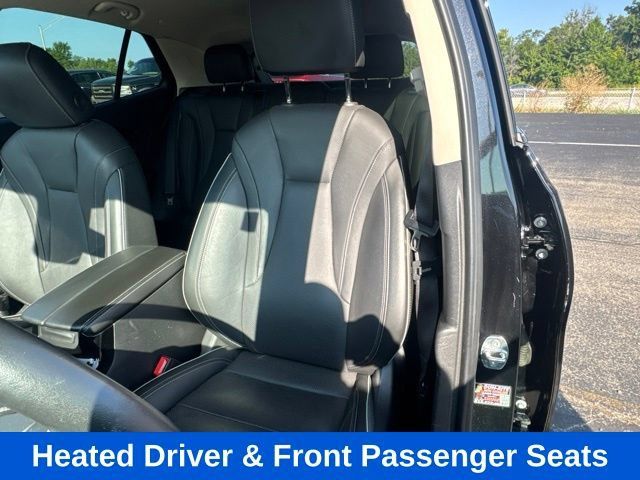 Used 2021 Buick Envision Essence w/ Sport Touring Package FWD image 9