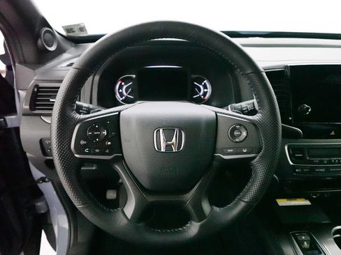 Used 2023 Honda Passport EX-L image 16