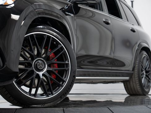 Certified 2024 Mercedes-Benz GLS 63 AMG 4MATIC image 28