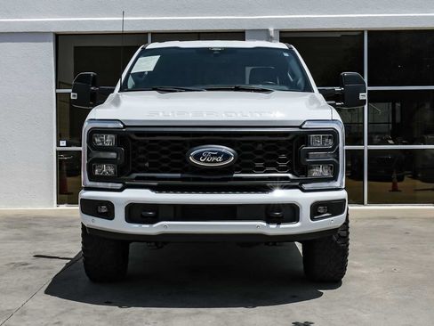 Used 2024 Ford F350 Lariat w/ Lariat Ultimate Package AWD/4WD image 7