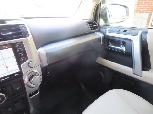 Used 2021 Toyota 4Runner SR5 Premium w/ Moonroof Package AWD/4WD image 26