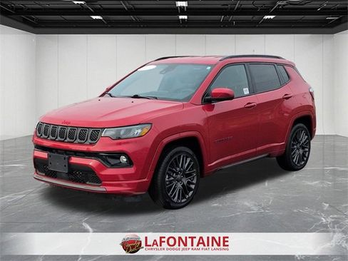 Certified 2023 Jeep Compass Limited image 1