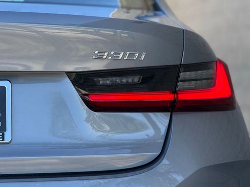New 2026 BMW 330i Sedan w/ Convenience Package image 9