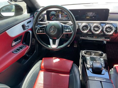 Used 2022 Mercedes-Benz CLA 250 4MATIC image 9