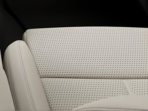 New 2026 Genesis G70 2.5T image 13