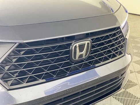Used 2025 Honda Accord Touring image 37