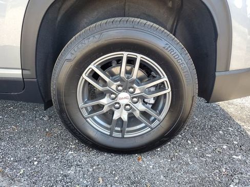 New 2026 GMC Acadia Elevation image 6