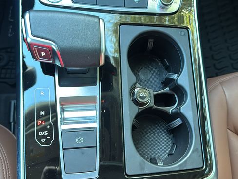 Used 2022 Audi Q7 3.0T Premium Plus image 22