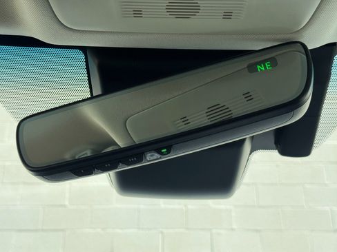 Used 2021 Lexus ES 300h w/ Accessory Package 2 image 29