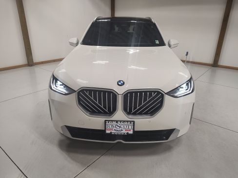 Used 2026 BMW X3 xDrive30i AWD/4WD image 3