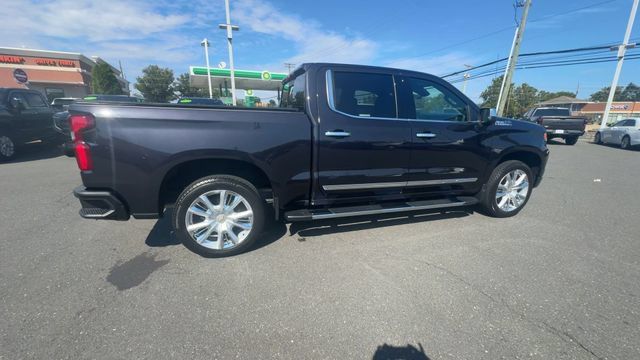 Used 2024 Chevrolet Silverado 1500 High Country w/ Technology Package AWD/4WD image 8