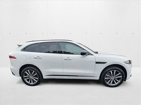 New 2026 Jaguar F-PACE R-Dynamic S image 4