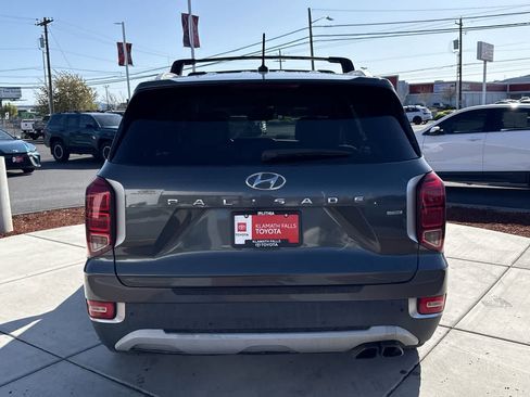 Used 2022 Hyundai Palisade SEL w/ Cargo Package AWD/4WD image 4