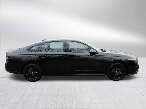 Certified 2025 Honda Accord SE image 8