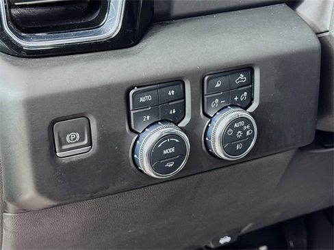 Used 2023 GMC Sierra 1500 Denali image 10