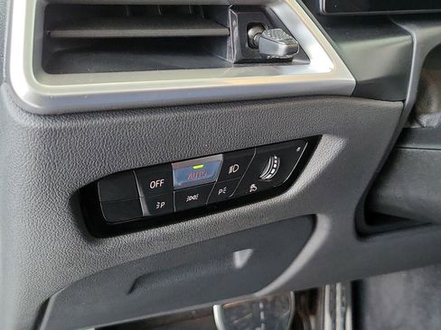 Used 2025 BMW M3 Competition image 18