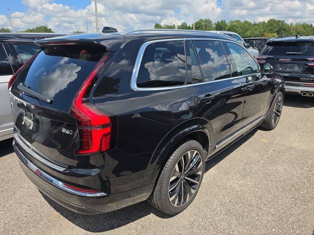 Used 2026 Volvo XC90 B6 Plus AWD/4WD image 2