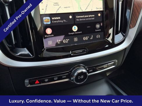 Certified 2025 Volvo S60 B5 Plus AWD/4WD image 17