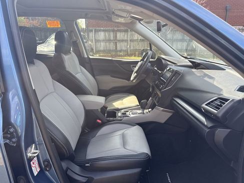 Used 2019 Subaru Forester Premium w/ All-Weather Package image 10