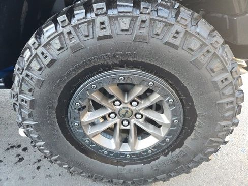 Used 2025 Jeep Wrangler Unlimited Rubicon 392 image 9