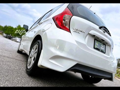 Used 2018 Nissan Versa Note SV image 17