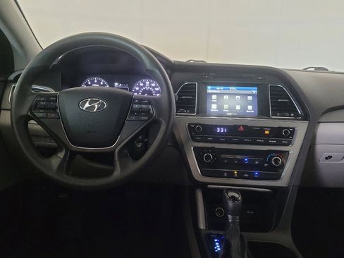 Used 2016 Hyundai Sonata SE FWD image 22