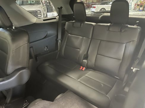 Used 2022 Ford Explorer XLT w/ Equipment Group 202A image 27