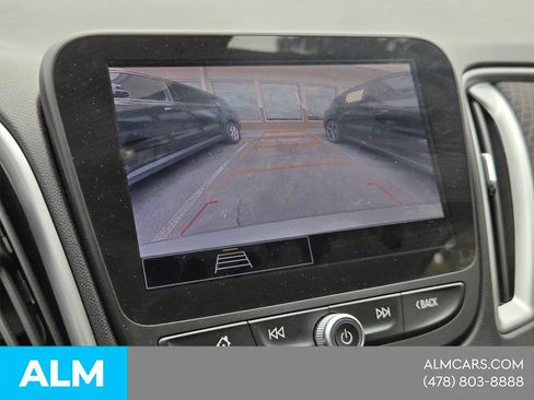 Used 2024 Chevrolet Malibu LT FWD image 18