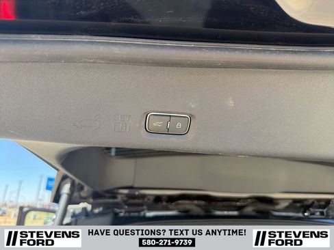 Used 2025 Ford Expedition Max Active AWD/4WD image 41