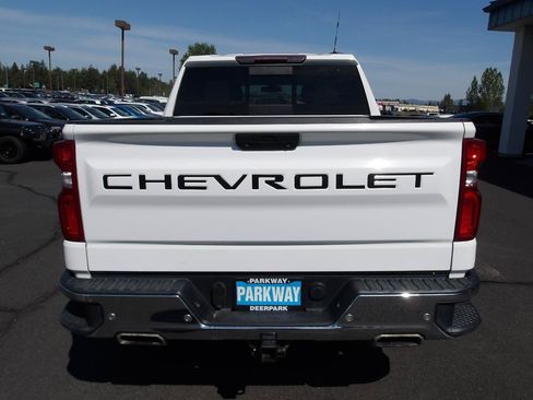 Used 2020 Chevrolet Silverado 1500 LTZ w/ LTZ Premium Package AWD/4WD image 4