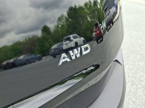 Certified 2023 Nissan Rogue S AWD/4WD image 31