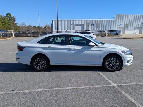 Used 2021 Volkswagen Jetta S image 4