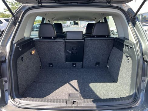Used 2017 Volkswagen Tiguan S FWD image 13