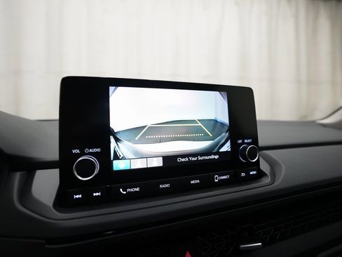 Used 2023 Honda Accord EX image 18