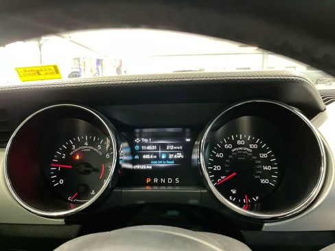 Used 2016 Ford Mustang Premium image 17