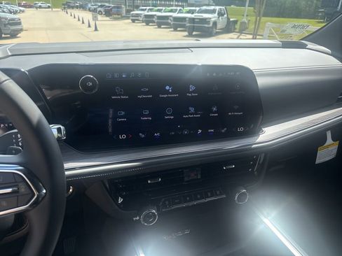 New 2026 Chevrolet Suburban LT w/ Comfort Package RWD image 36