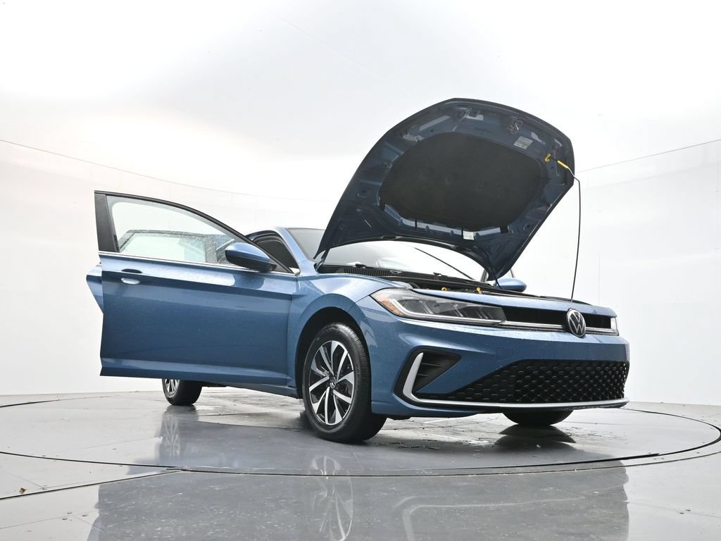 Used 2025 Volkswagen Jetta S FWD image 40