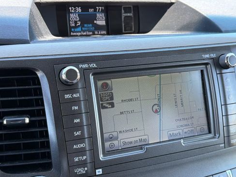 Used 2014 Toyota Sienna Limited w/ Limited Premium Package AWD/4WD image 12