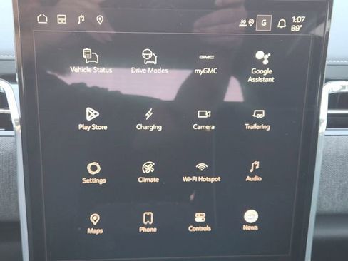 New 2026 GMC Sierra EV Elevation image 29