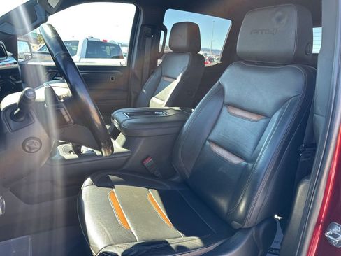 Used 2022 GMC Sierra 1500 AT4 w/ AT4 Premium Package image 9