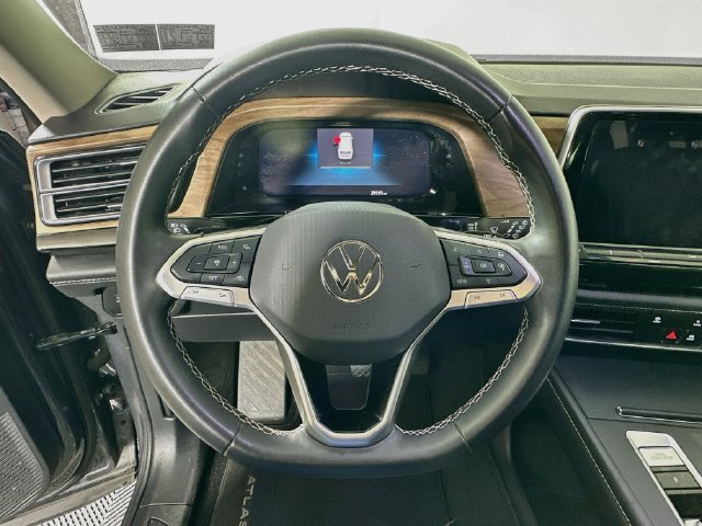 Certified 2024 Volkswagen Atlas SE AWD/4WD image 12