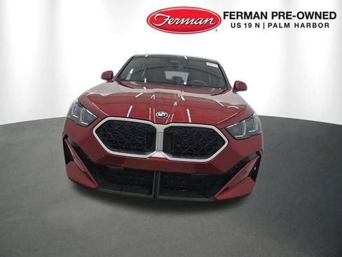 Used 2025 BMW X2 xDrive28i image 2