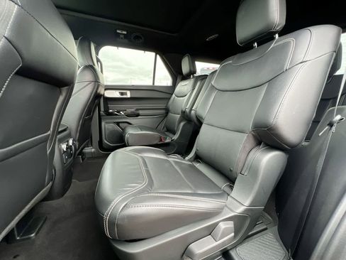 Used 2023 Ford Explorer ST w/ Equipment Group 401A AWD/4WD image 19