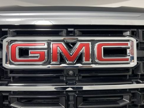 Used 2026 GMC Acadia Elevation FWD image 31