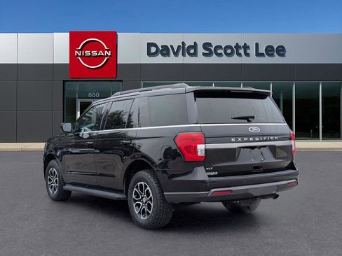 Used 2022 Ford Expedition XLT image 7