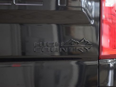 Used 2025 Chevrolet Silverado 1500 High Country w/ Midnight Edition AWD/4WD image 20