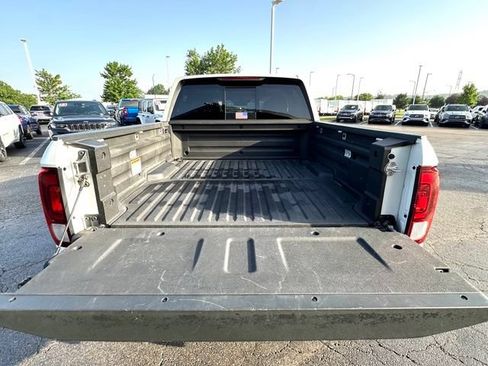 Used 2025 Honda Ridgeline RTL image 13