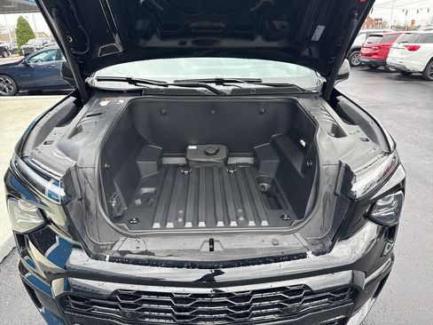 Used 2024 Chevrolet Silverado EV RST image 27