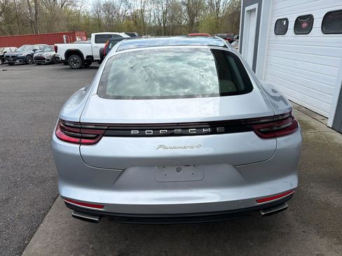 Used 2018 Porsche Panamera 4 AWD/4WD image 5