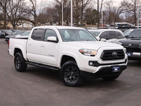 Used 2023 Toyota Tacoma SR5 image 2